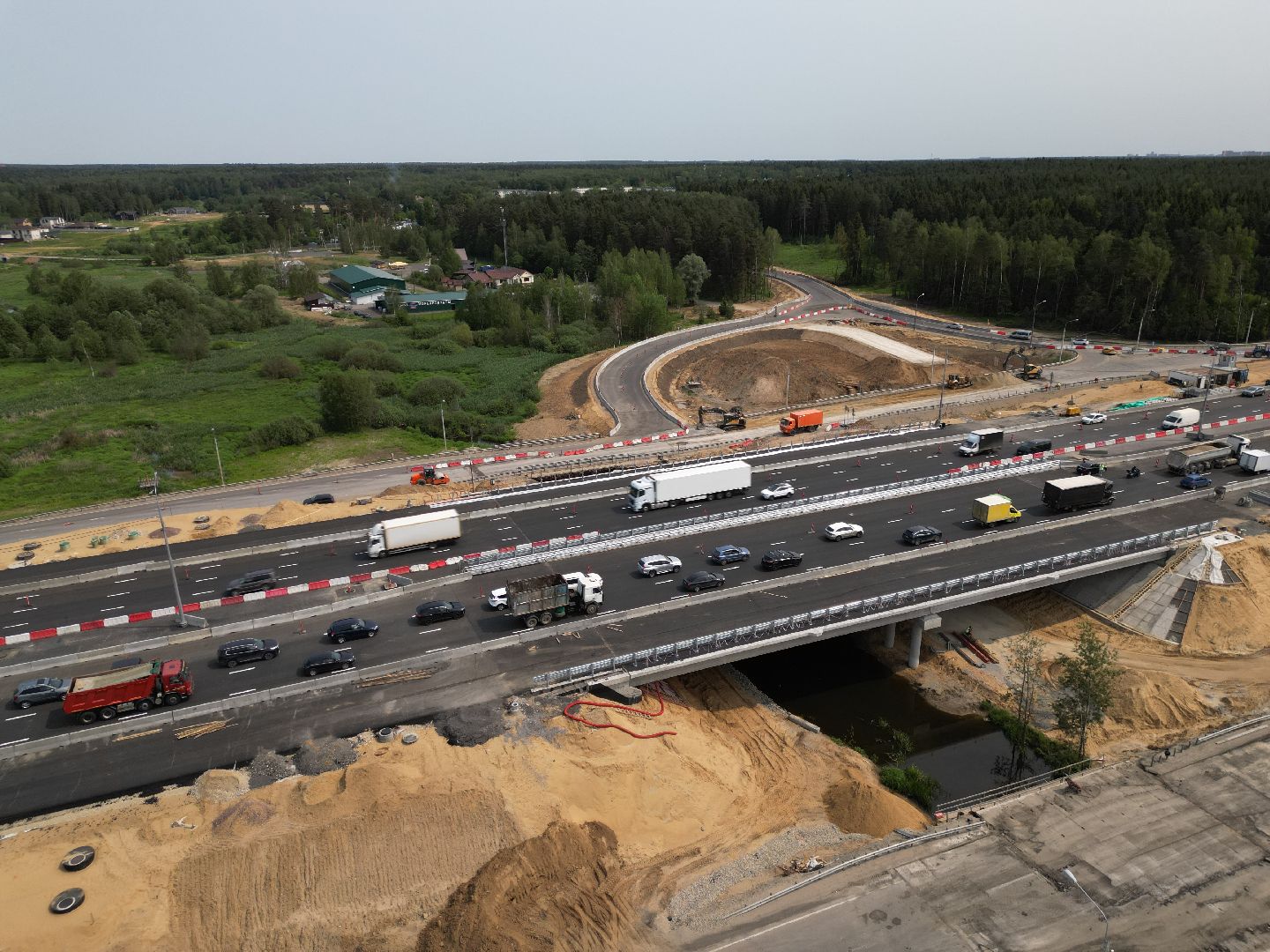 видео с коптера, мост через реку Скалба , м-8 холмогоры, дороги подмосковья,