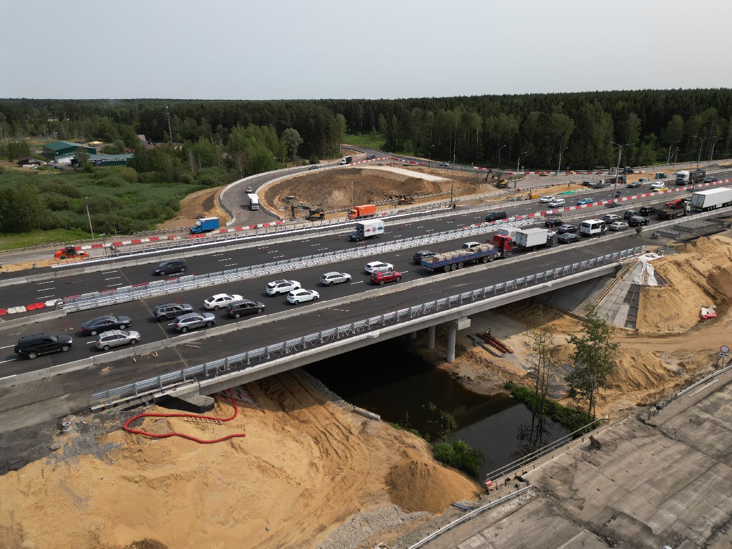 видео с коптера, мост через реку Скалба , м-8 холмогоры, дороги подмосковья,