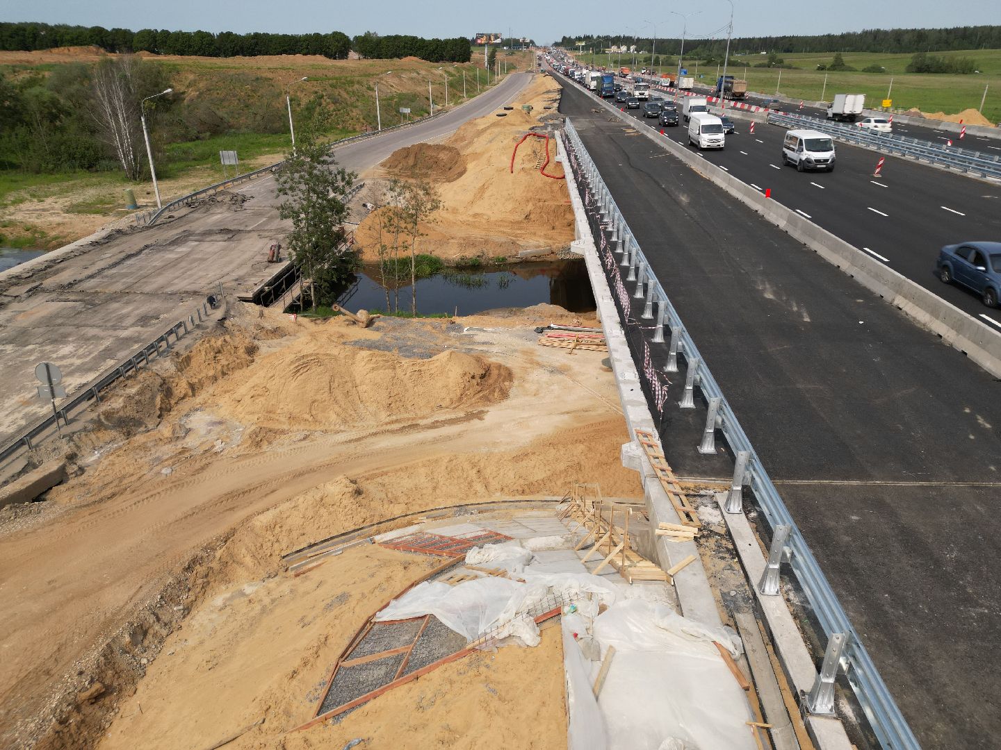 видео с коптера, мост через реку Скалба , м-8 холмогоры, дороги подмосковья,