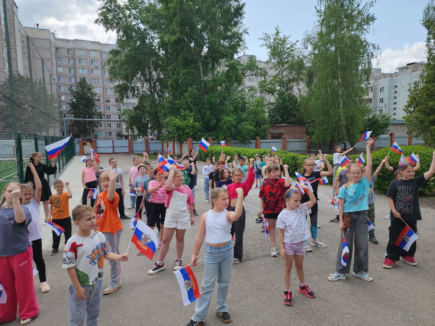 серпухов, подмосковье, день россии, флэшмоб,