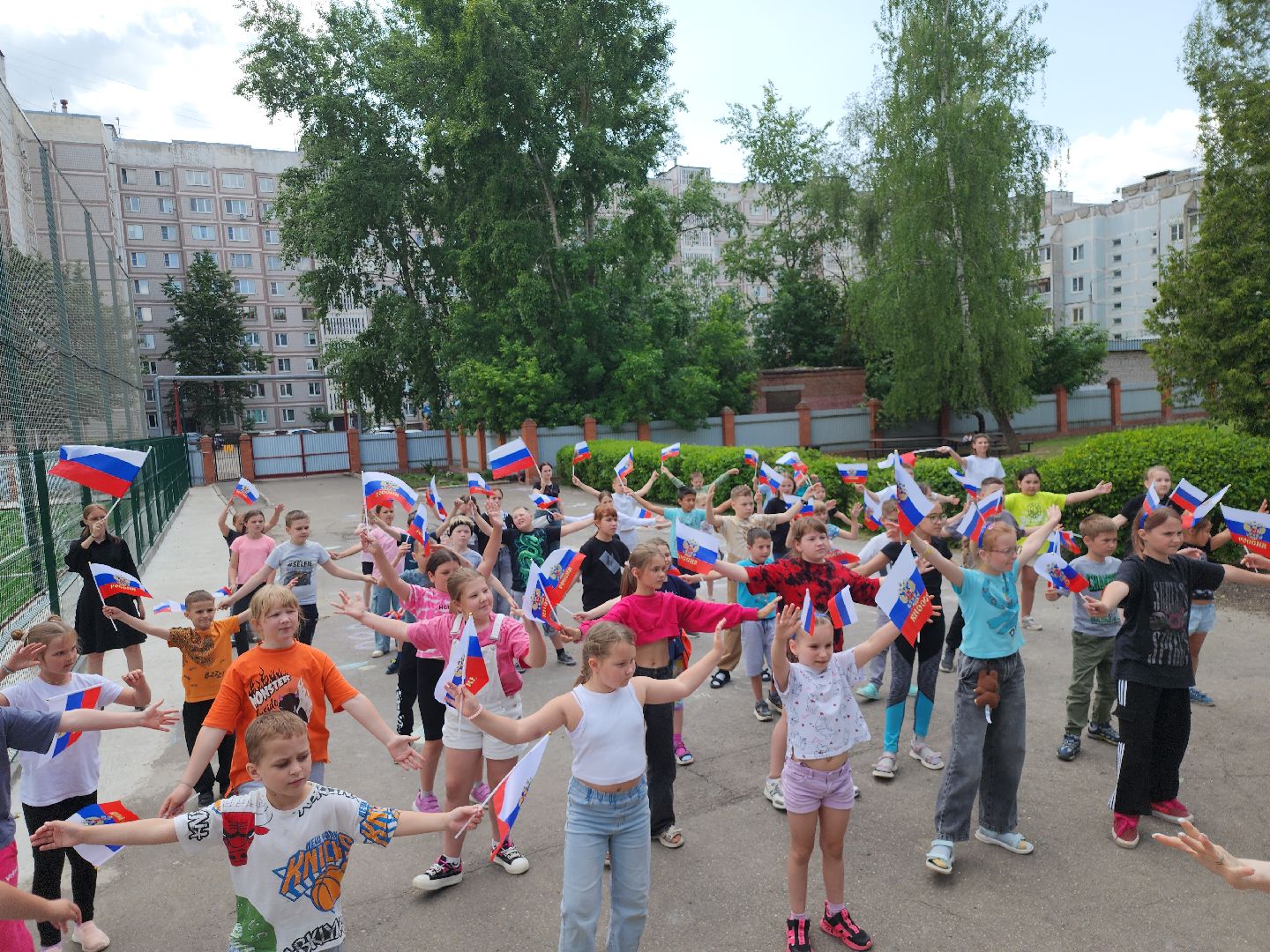 серпухов, подмосковье, день россии, флэшмоб,