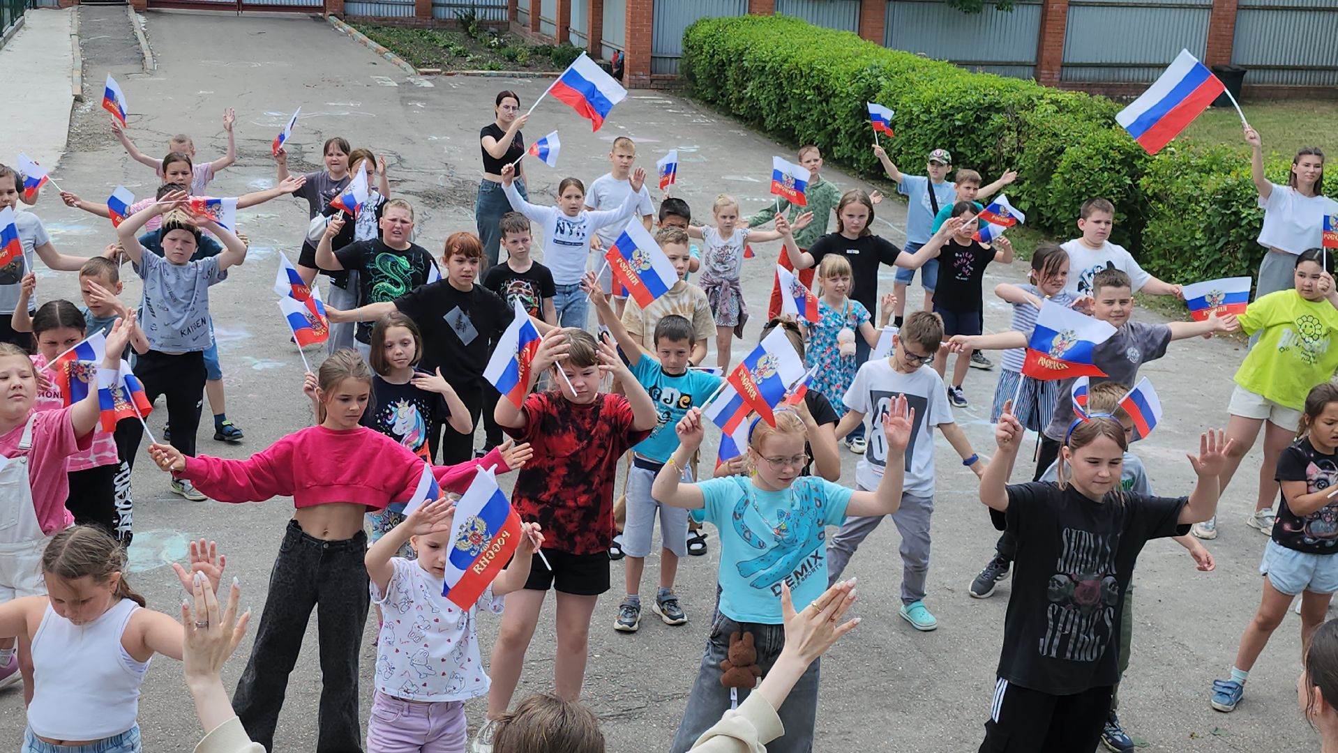 серпухов, подмосковье, день россии, флэшмоб,