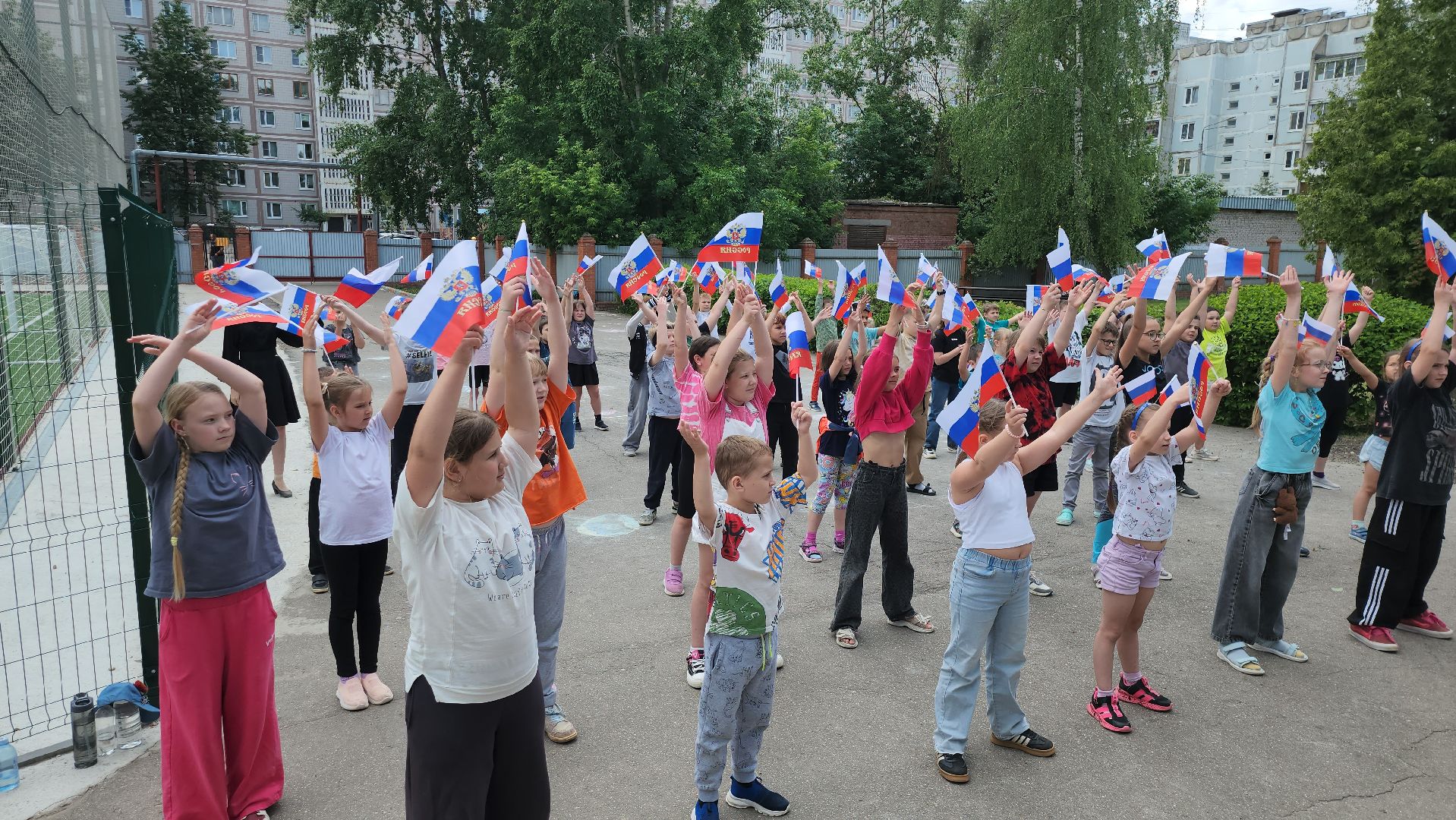 серпухов, подмосковье, день россии, флэшмоб,