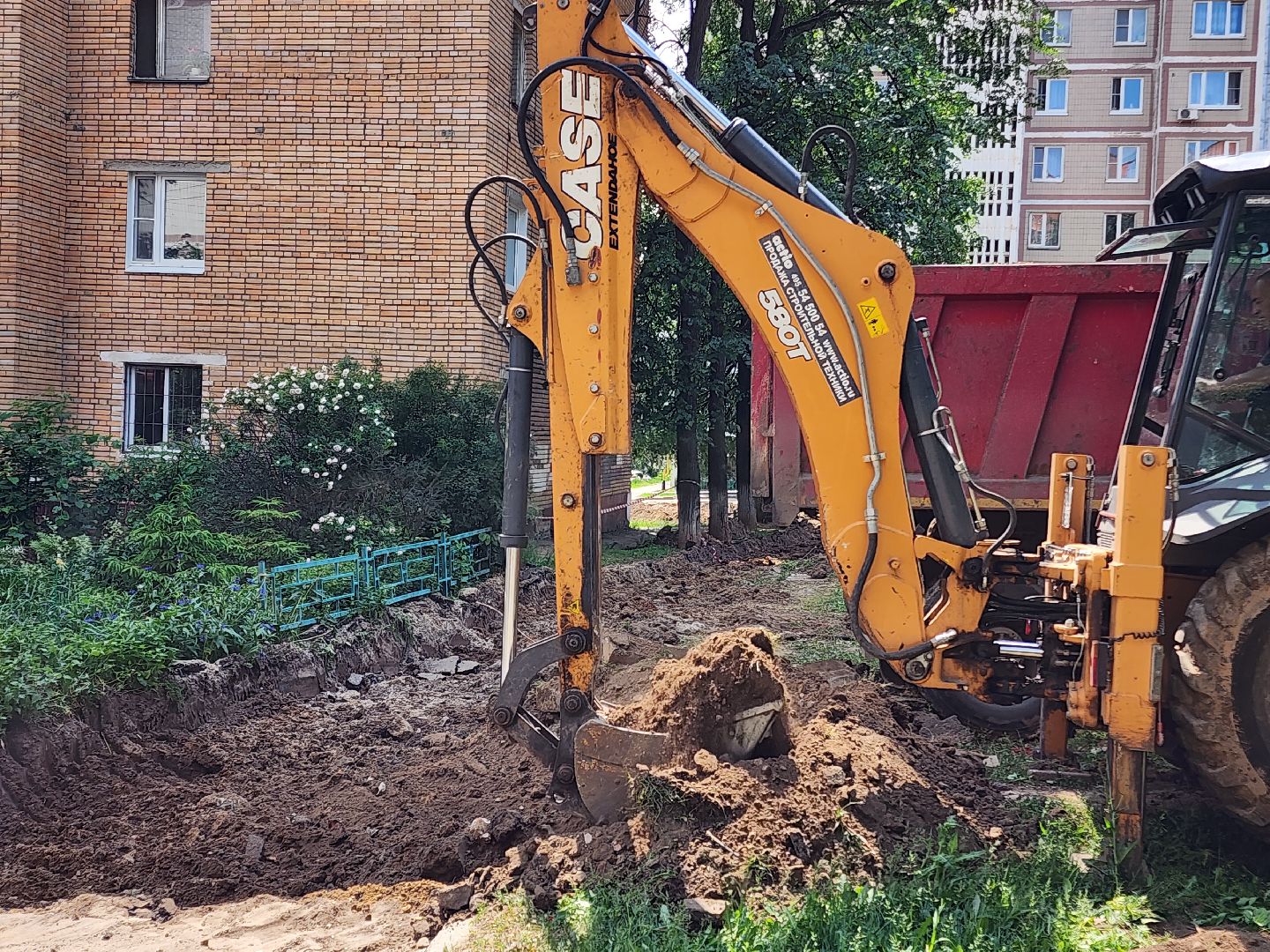чехов, улица дружбы, комплексное благоустройство двора, парковки, автостоянки, детские и спортивные площадки, проезды, зоны отдыха, пешеходные дорожки, госпрограмма московской области, формирование комфортной городской среды,