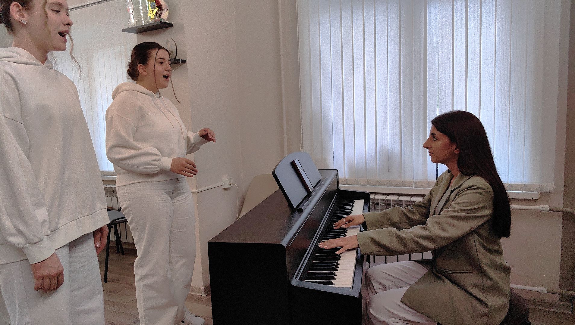 клип, день россии, коллектив, группа, акция,