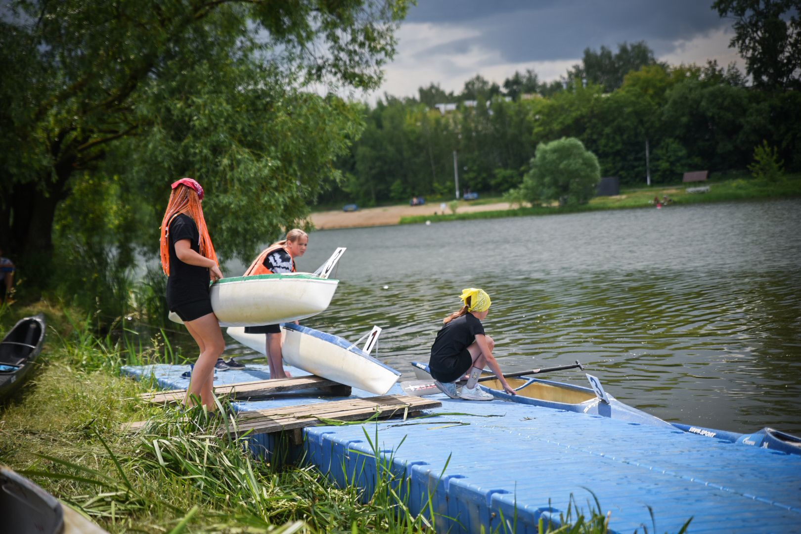 бронницы, день россии 2025, соревнования на байдарках и каноэ , дети,