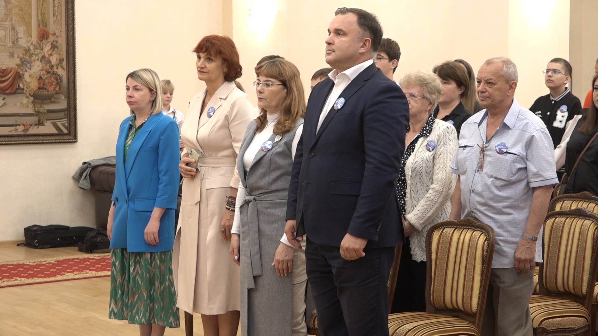 вручение паспортов, паспорт гражданина РФ, торжественная церемония , власиха вручение паспоров, глава власихи,