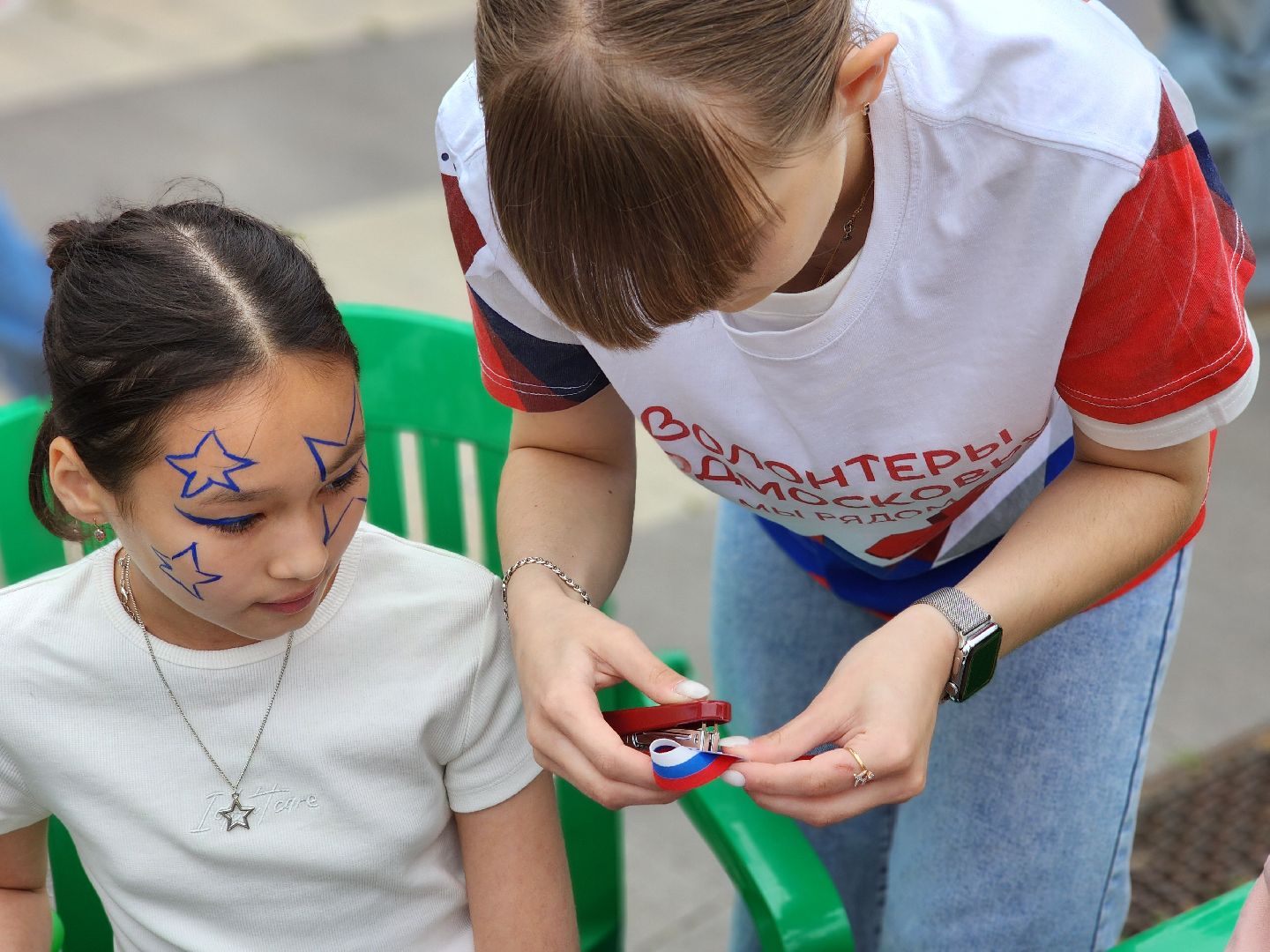 воскресенск, день россии, триколор, волонтеры,