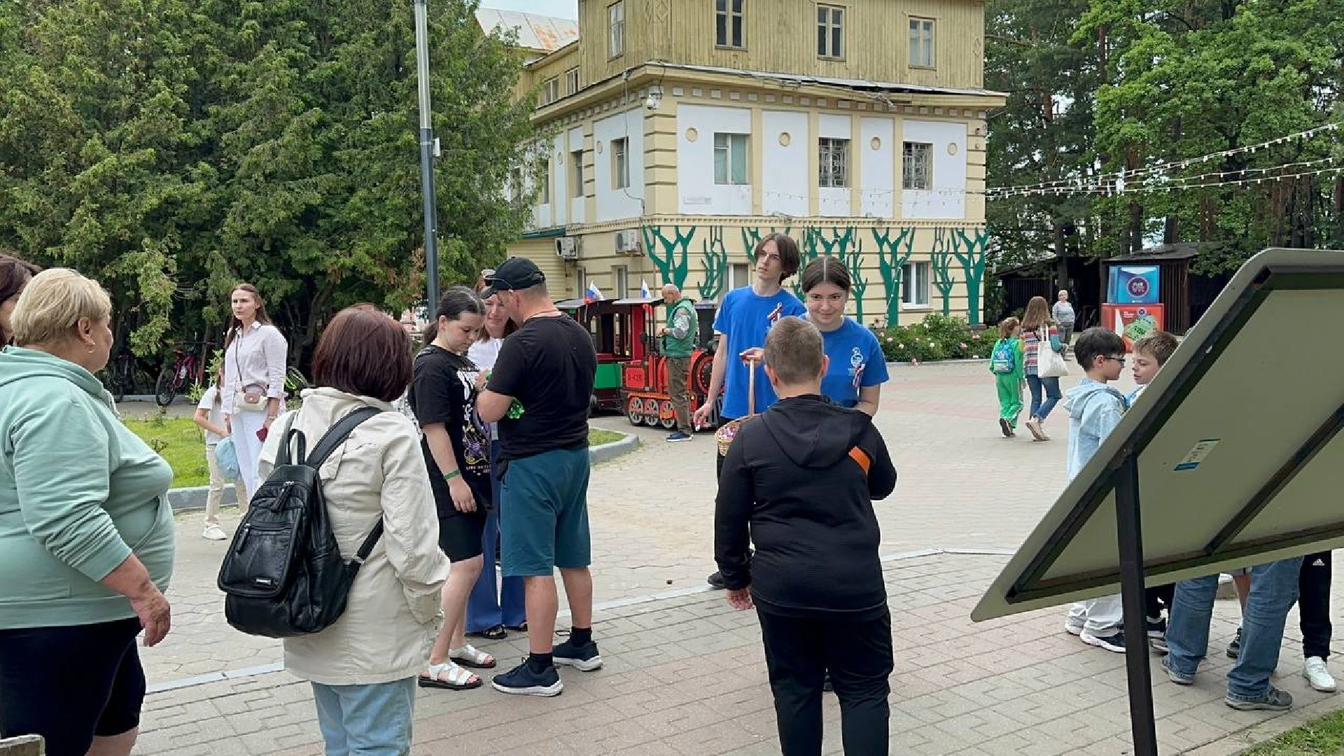 день россии, парки домодедово,