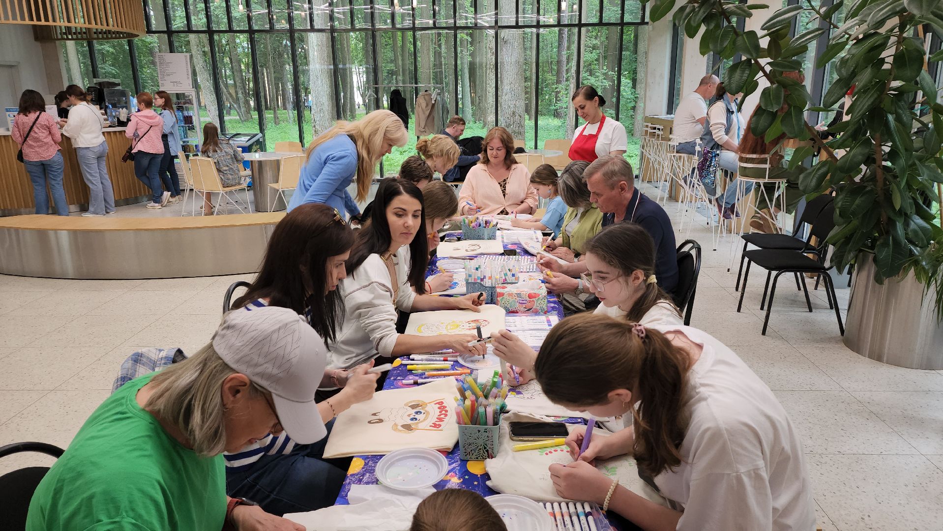 шопер, день россии, архангельское,