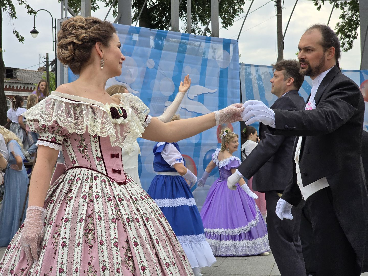 Коломна , день россии, бал, исторические танцы,