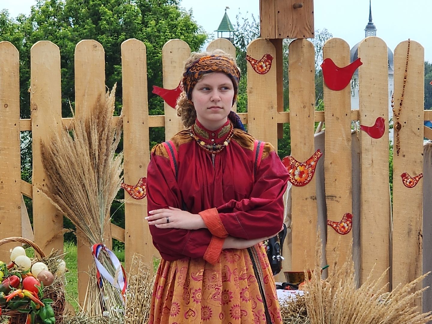 день россии 2025, народный костюм, хоровод, скоморошьяслобода, сергиев посад,