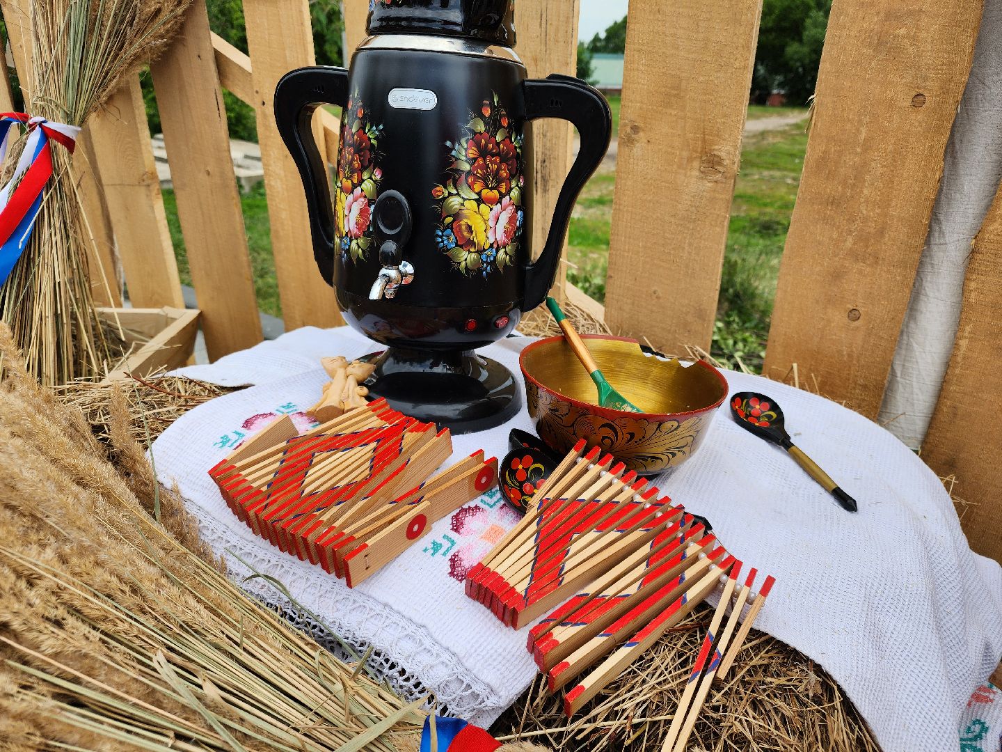 день россии 2025, народный костюм, хоровод, скоморошьяслобода, сергиев посад,