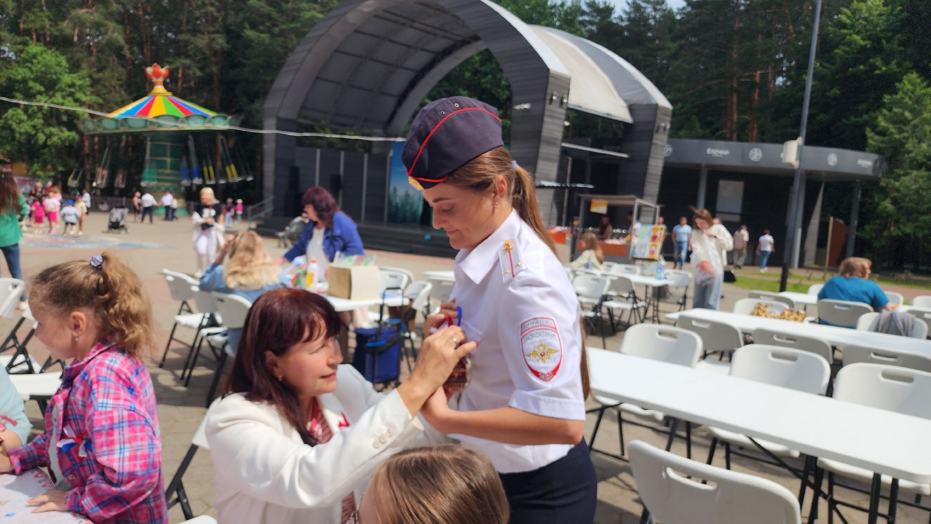 домодедово, россия, культура, общество, парк елочки, день россии, триколор, праздник,