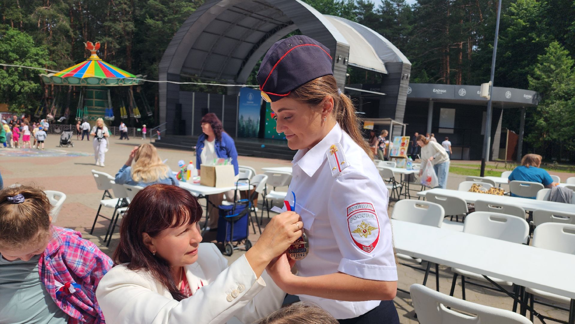 домодедово, россия, культура, общество, парк елочки, день россии, триколор, праздник,