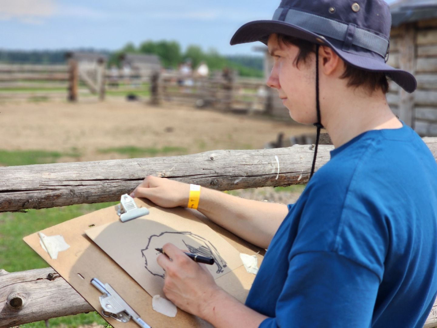 сергиево-посадский городской округ, абрамцевский колледж, колледж абрамцево, пленэр, студенты абрамцевского колледжа,кочевник, верблюжья ферма,