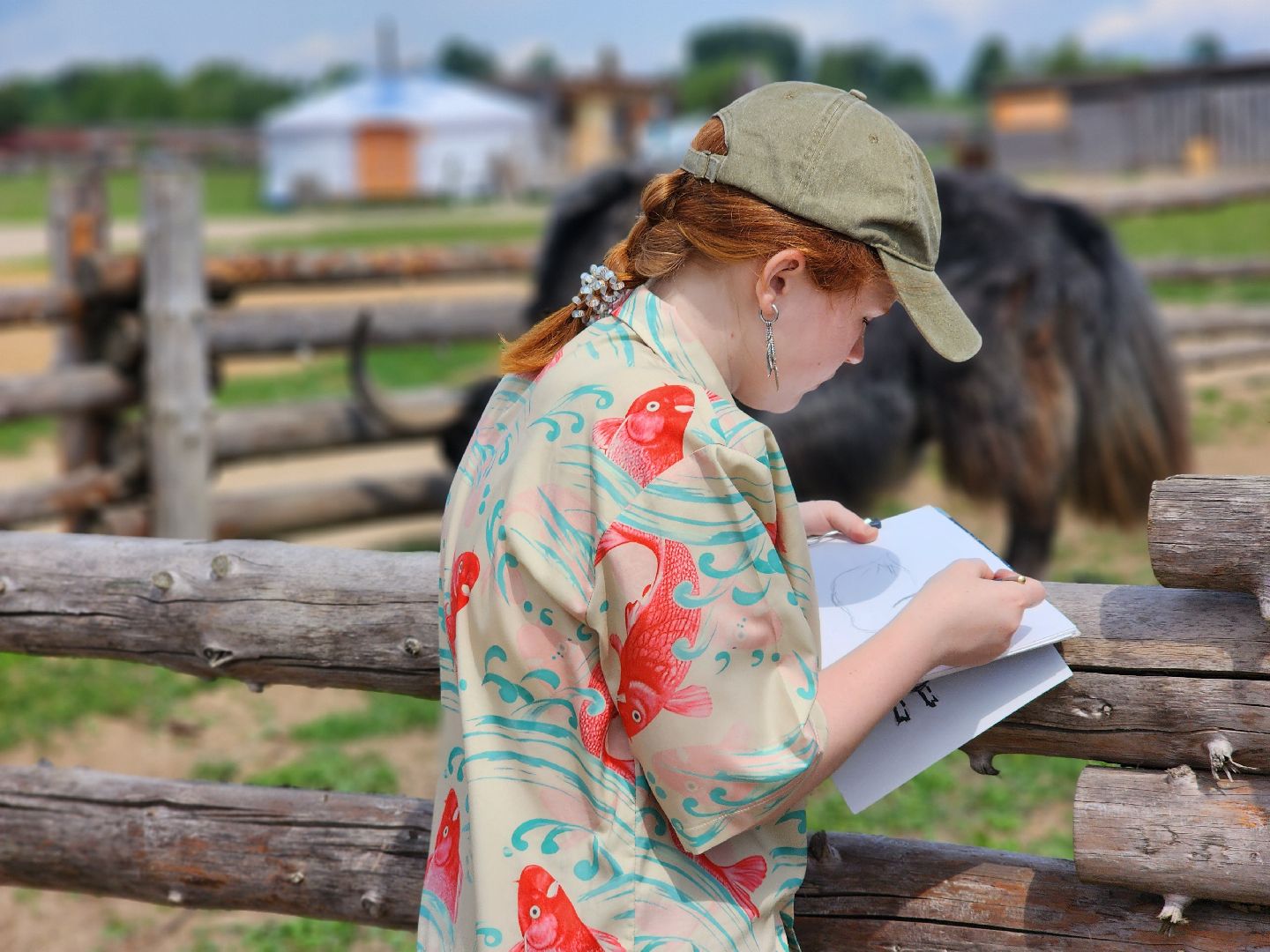 сергиево-посадский городской округ, абрамцевский колледж, колледж абрамцево, пленэр, студенты абрамцевского колледжа,кочевник, верблюжья ферма,