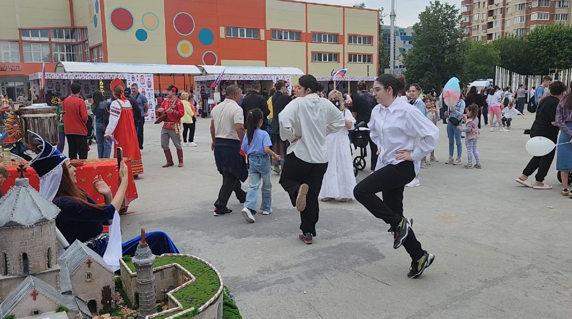 долгопрудный, день россии 2025,  мастер-класс, русский дом,венки, русские традиции,