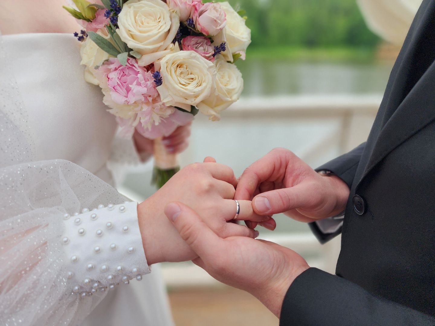 свадьба в парке, молодожены, регистрация брака в парке, свадьба в подмосковье, усадьба гребнево,