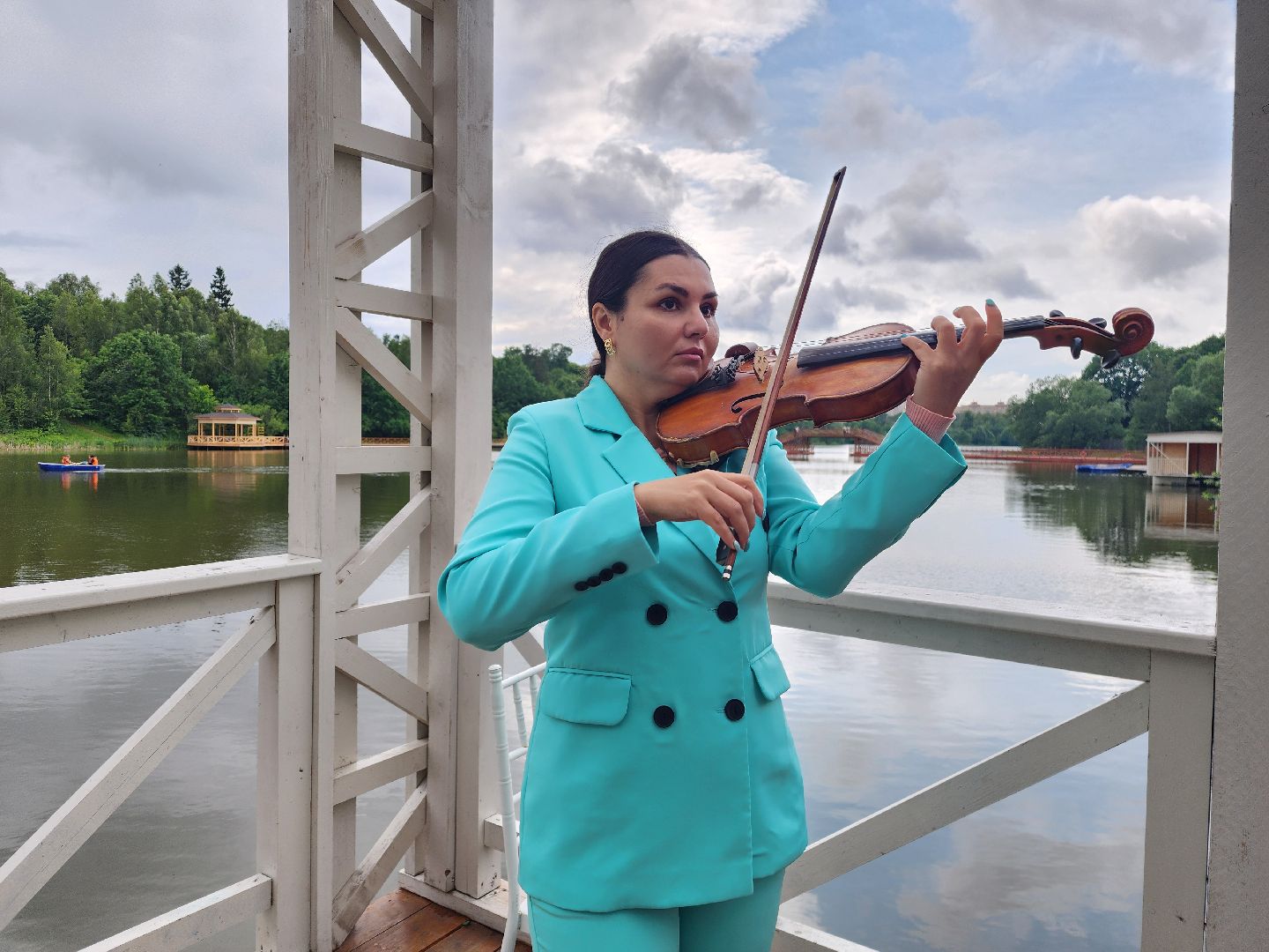 свадьба в парке, молодожены, регистрация брака в парке, свадьба в подмосковье, усадьба гребнево,