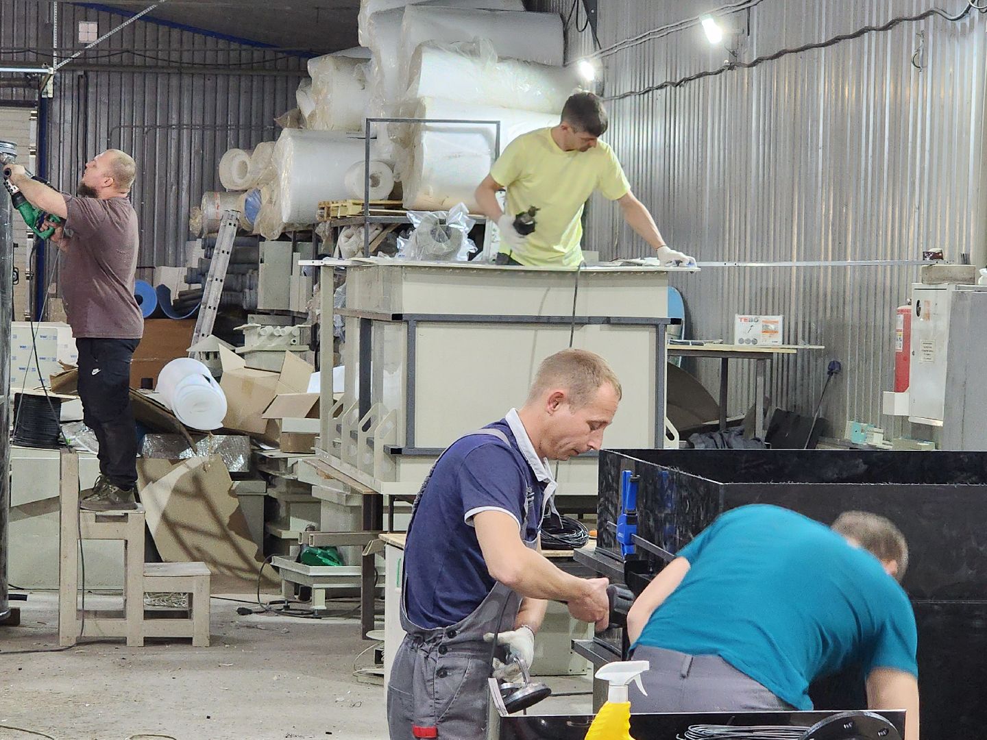 чехов, деревня сергеево, производственно-складской комплекс, завод полимеризделия, изделия из пропилена, пластиковые емкости, ванны, оборудование собственного производства, станки, гибочные машины, сварочные аппараты,стыковые станки, импортозамещение, российское сырье, отечественное оборудование,