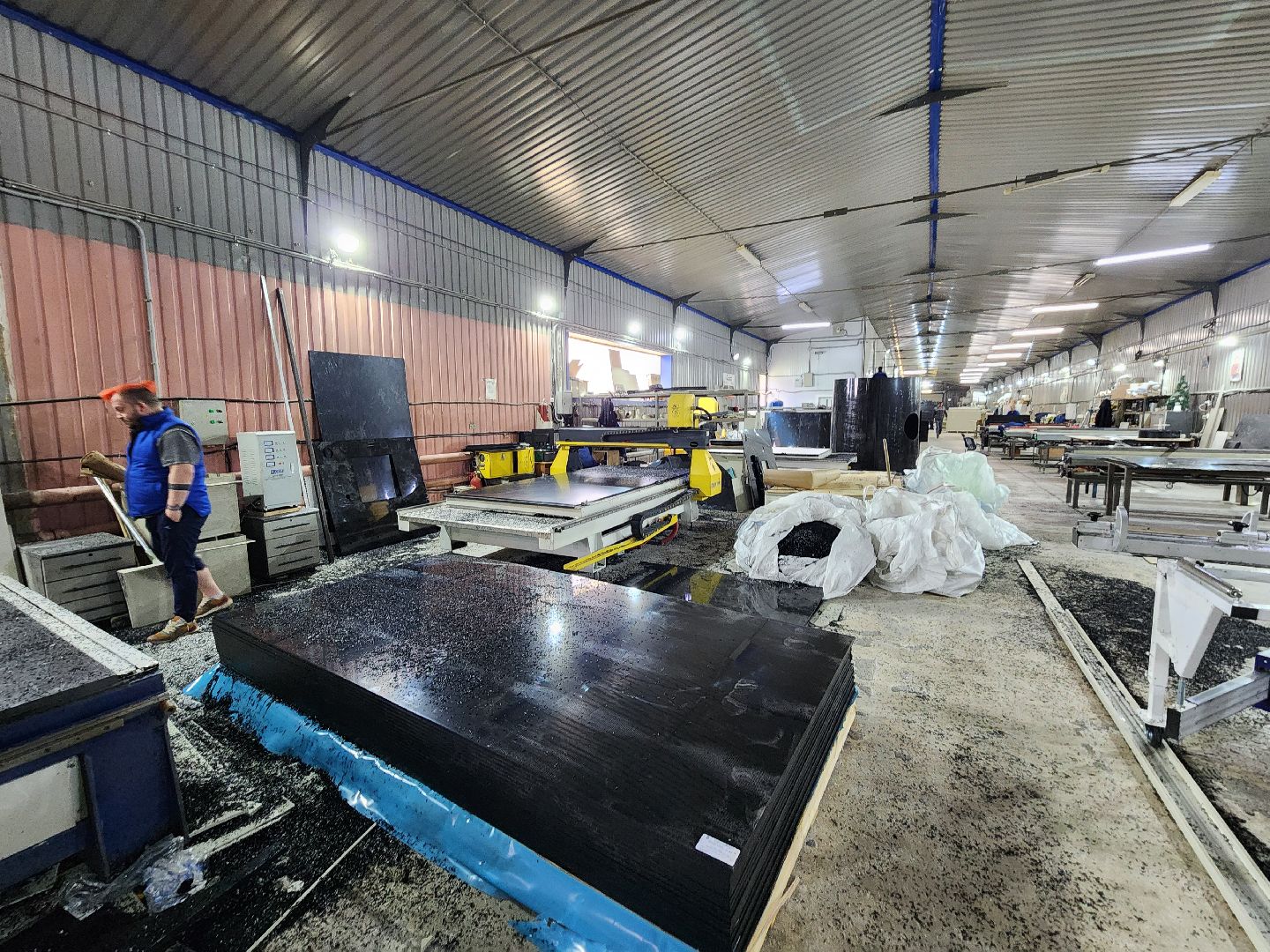 чехов, деревня сергеево, производственно-складской комплекс, завод полимеризделия, изделия из пропилена, пластиковые емкости, ванны, оборудование собственного производства, станки, гибочные машины, сварочные аппараты,стыковые станки, импортозамещение, российское сырье, отечественное оборудование,