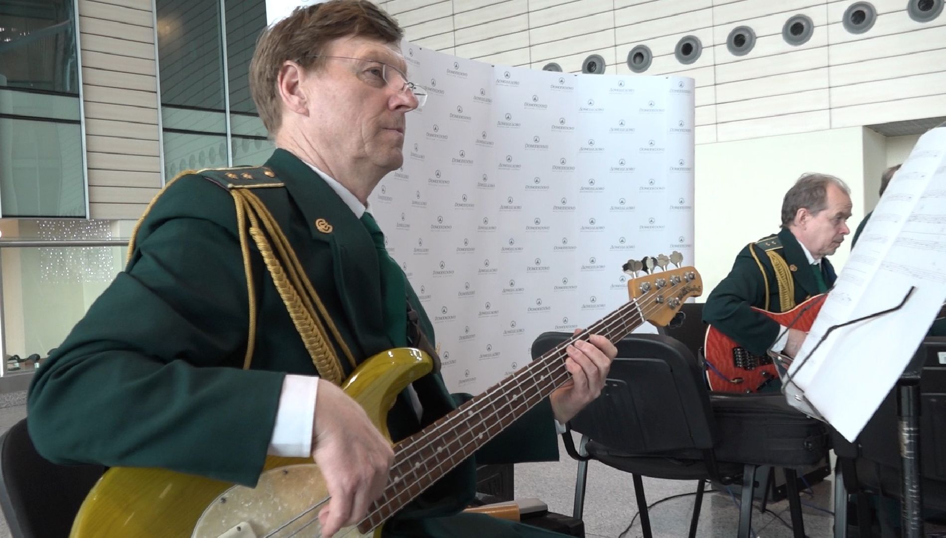 День Победы, аэропорт Домодедово, оркестр таможни