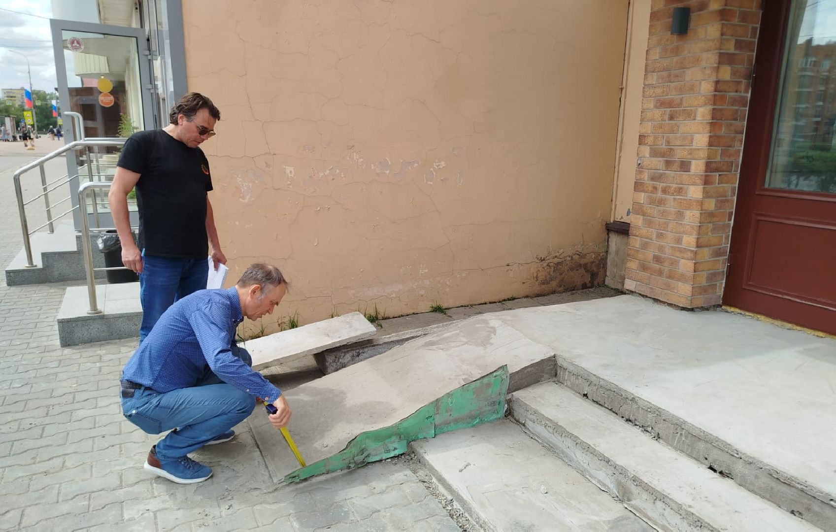 ремонт входной группы, Лобня, художественная галерея,монолитные работы,