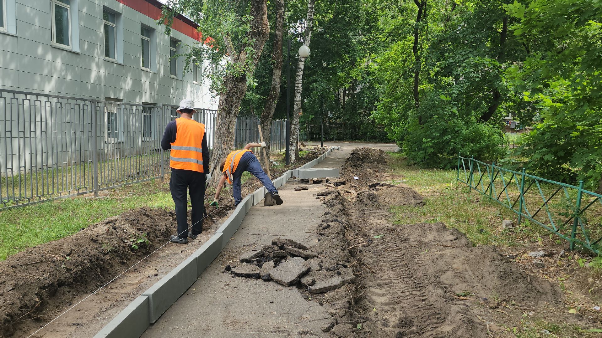 Люберцы, новый тротуар, народная тропа, глава городского округа люберцы владимир волков,