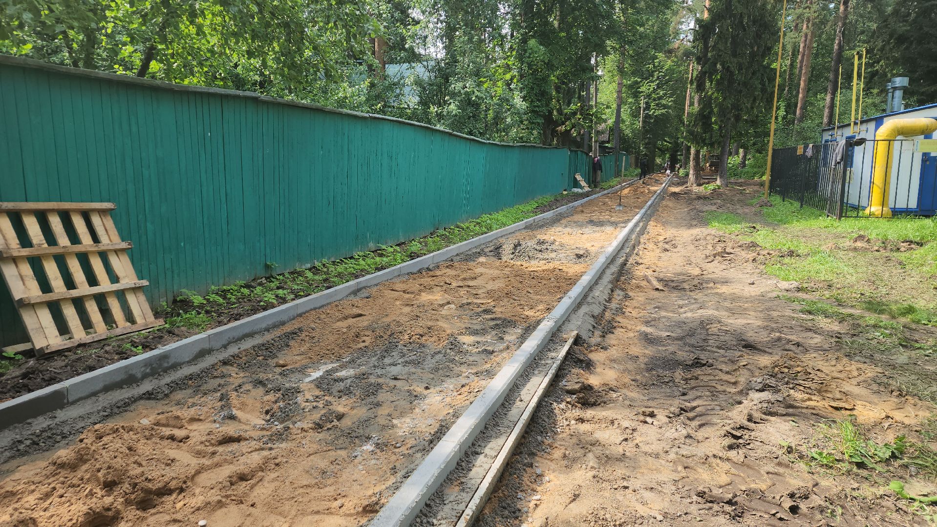 пушкино, вертикалки, благоустройство, пешеходная дорожка, пешком в подмосковье,асфальтовое покрытие, бортовой камень, тротуар,