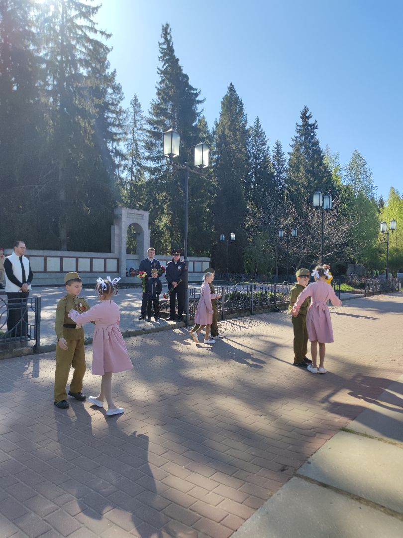 Вахта памяти, школьники, мемориал, Дубна