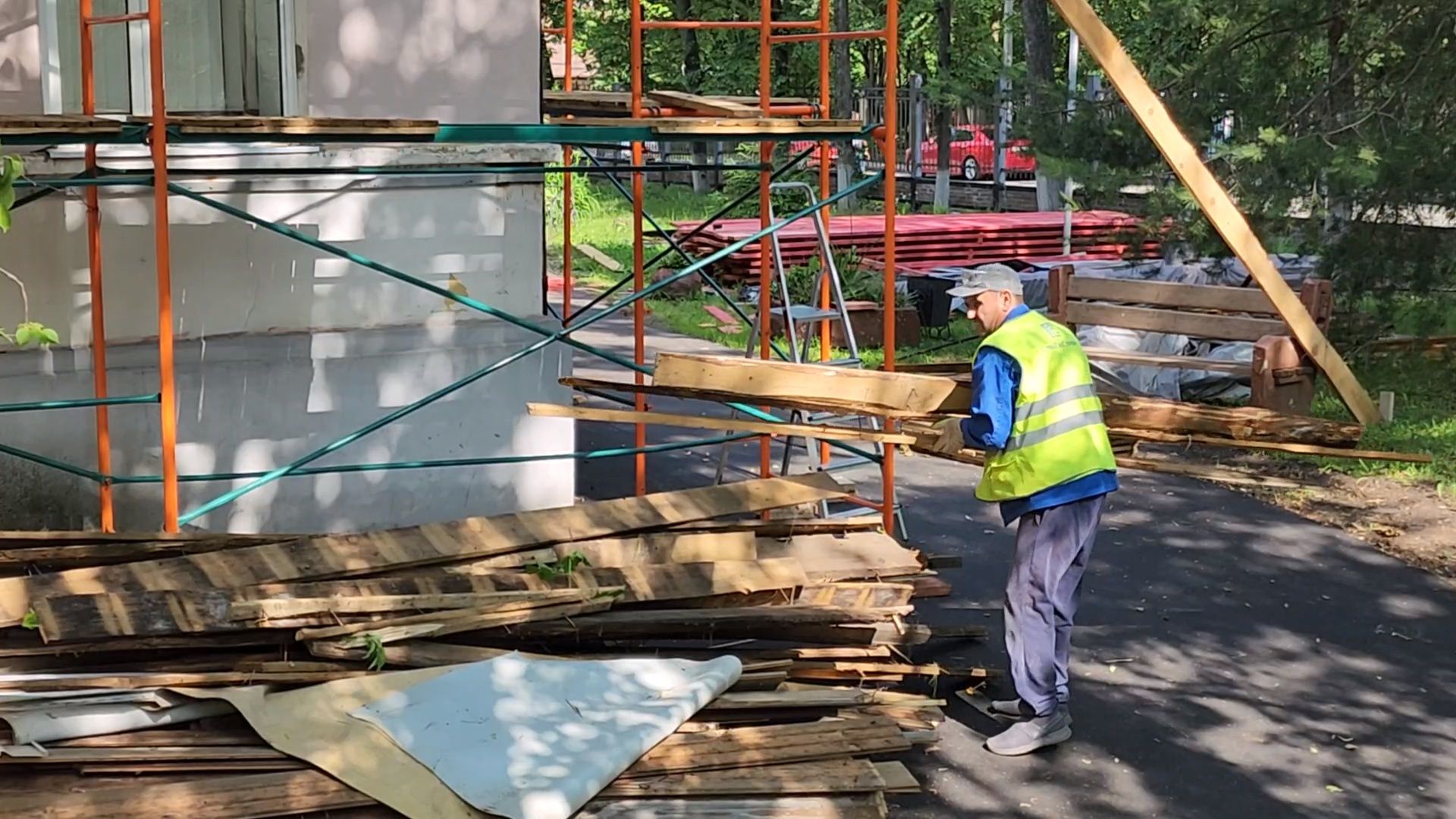 чехов, улица пионерская 2, взрослая поликлиника, текущий ремонт, замена кровли, ремонт крыши, профнастил, гидроизоляция, теплоизоляция, фасадные работы, инженерные сети, благоустройство территории,