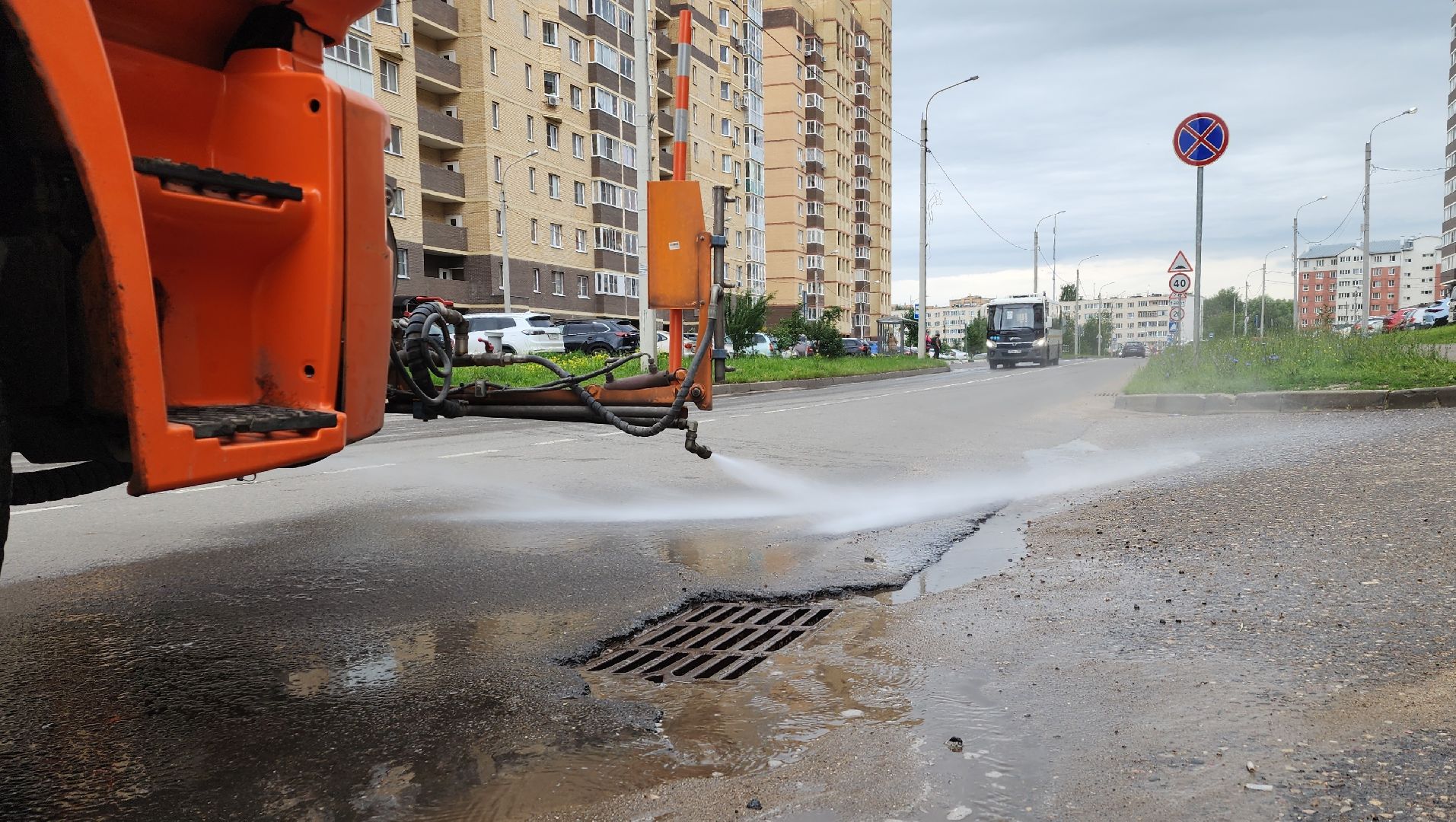 дороги, жкх, полив дорог, лосино-петровский,