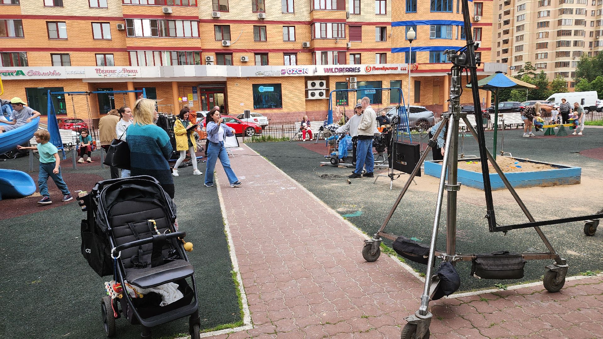 Реутов, съемки сериала, сашатаня, Андрей Гайдулян, Валентина Рубцова,