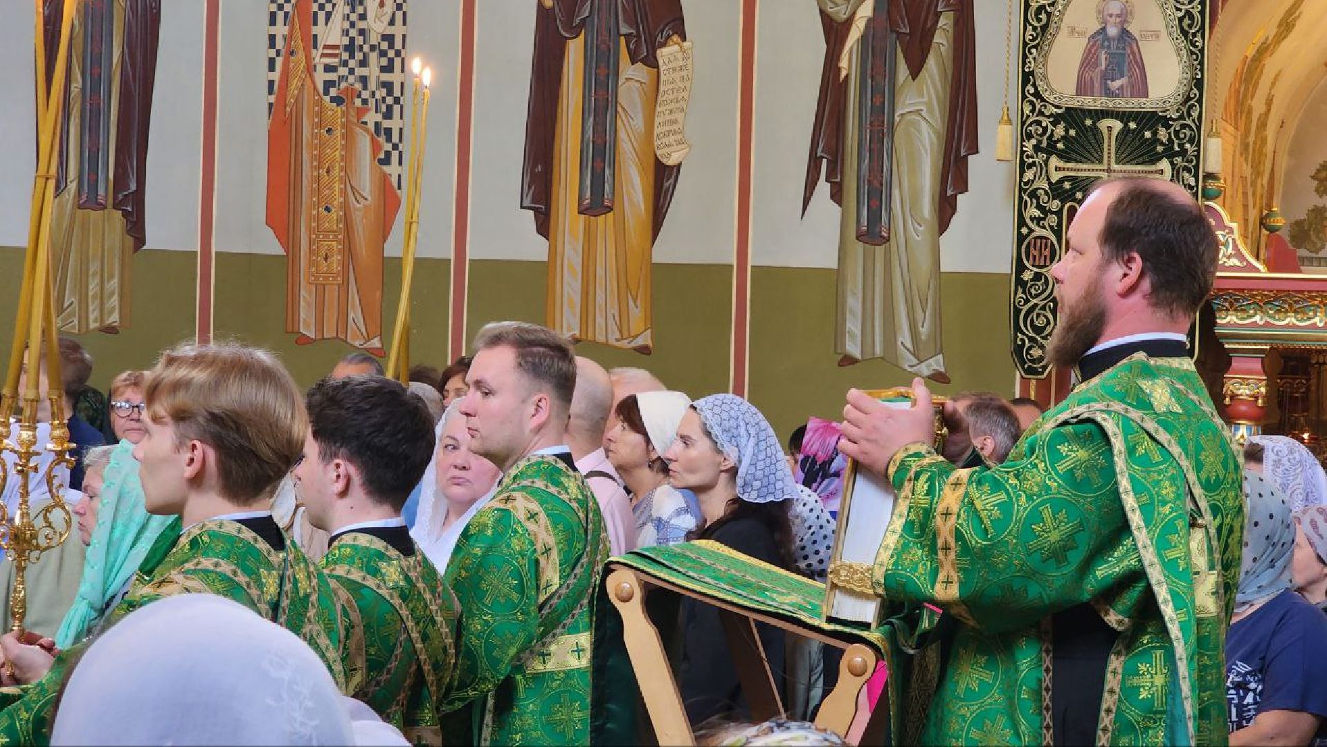 Дмитров, Икона Троеручица, Николо-Пешношский монастырь, РПЦ,