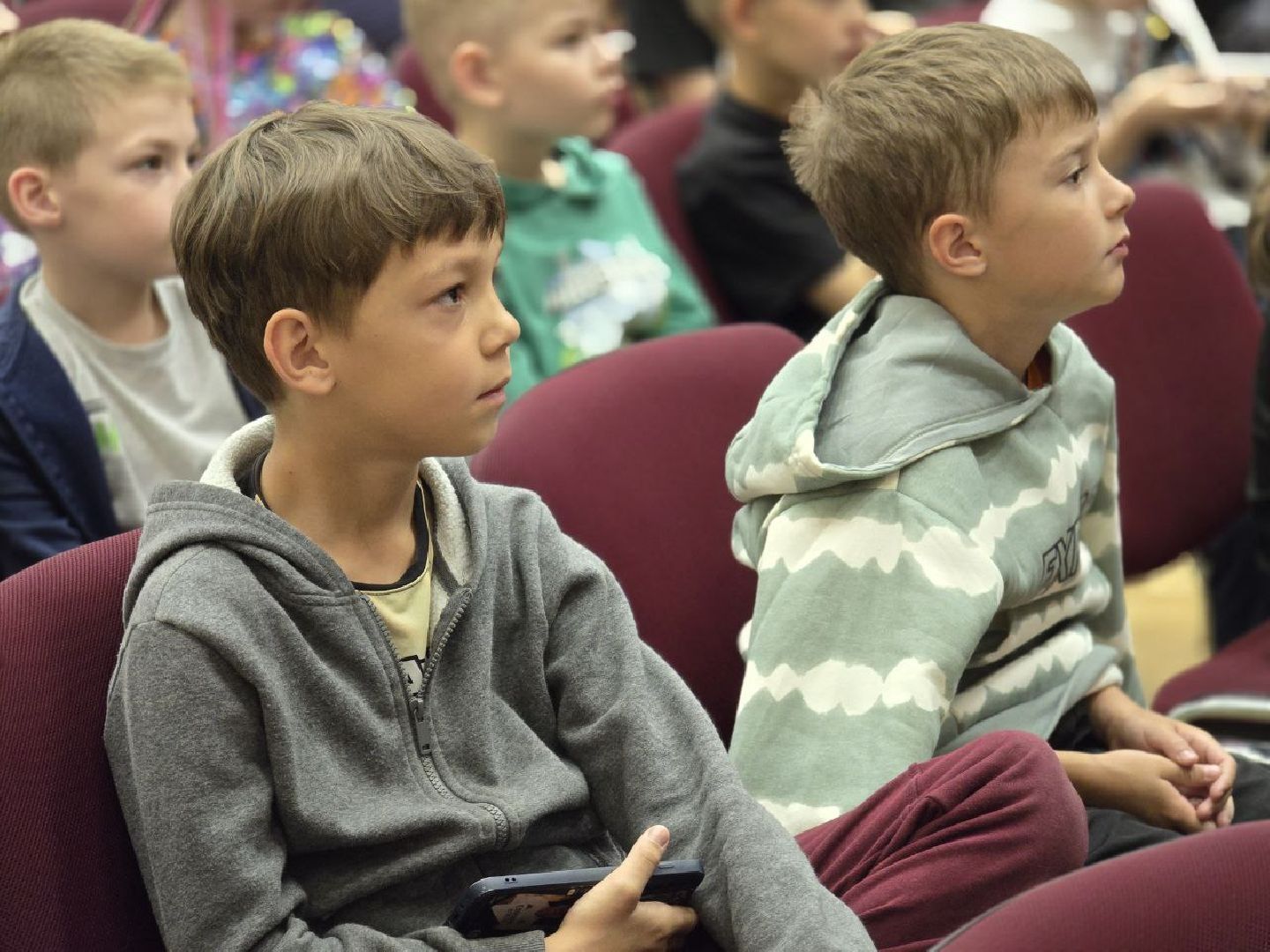 можайск, можайский муниципальный округ, подмосковье, день памяти и скорби, свеча памяти, школьный лагерь,