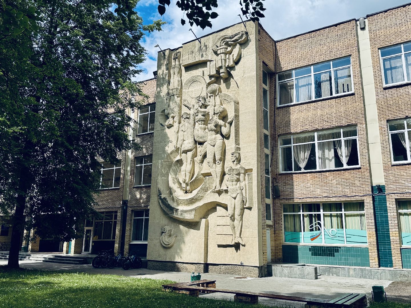 раменское, экскурсия, советский модернизм, архитектура, скульптура, советская мозаика,