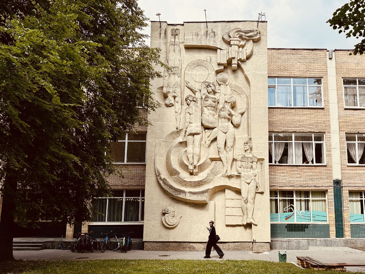 раменское, экскурсия, советский модернизм, архитектура, скульптура, советская мозаика,