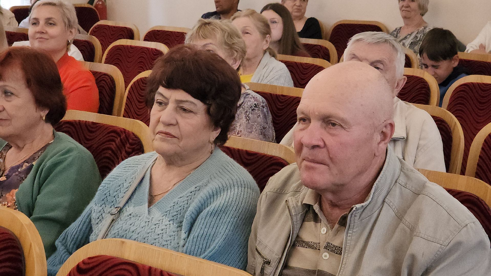 кашира, художественная выставка, краеведческий музей, картины, акварель , ока, пейзаж,