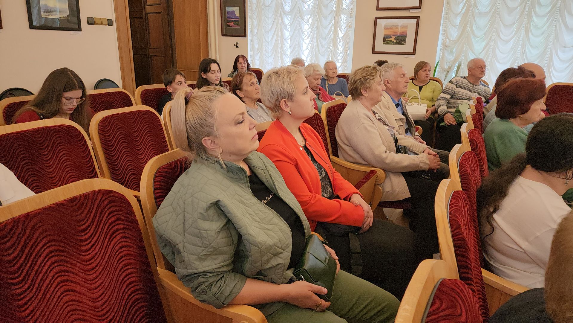 кашира, художественная выставка, краеведческий музей, картины, акварель , ока, пейзаж,