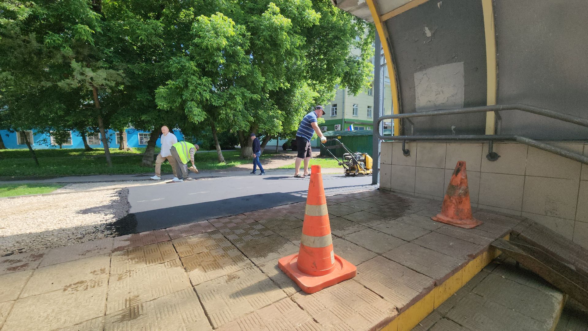 люберцы, подземный пешеходный переход, новый асфальт, ремонт тротуара,