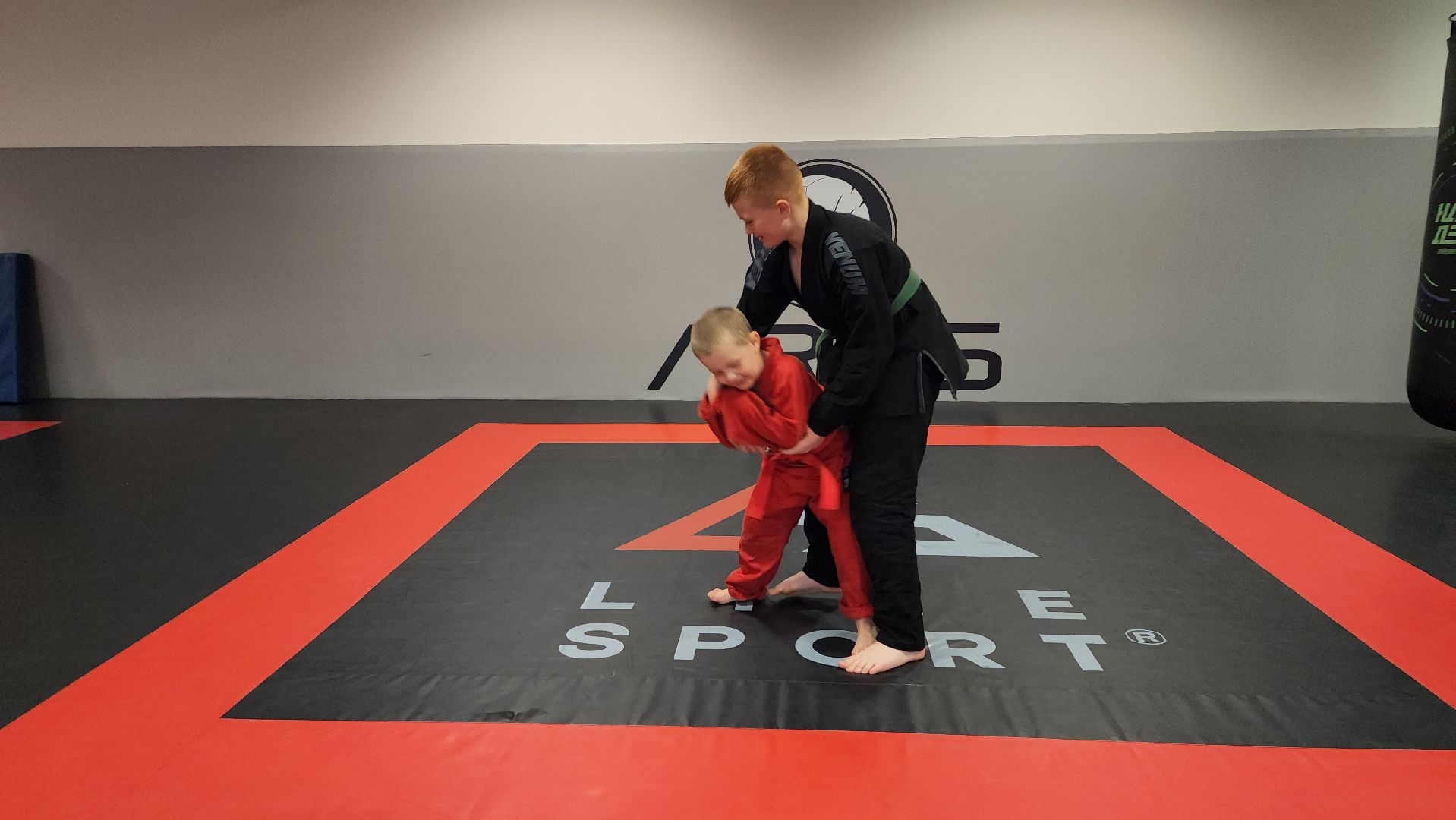 универсальный бой, спортивная секция, секция по универсальному бою, старая купавна, богородский городской округ,