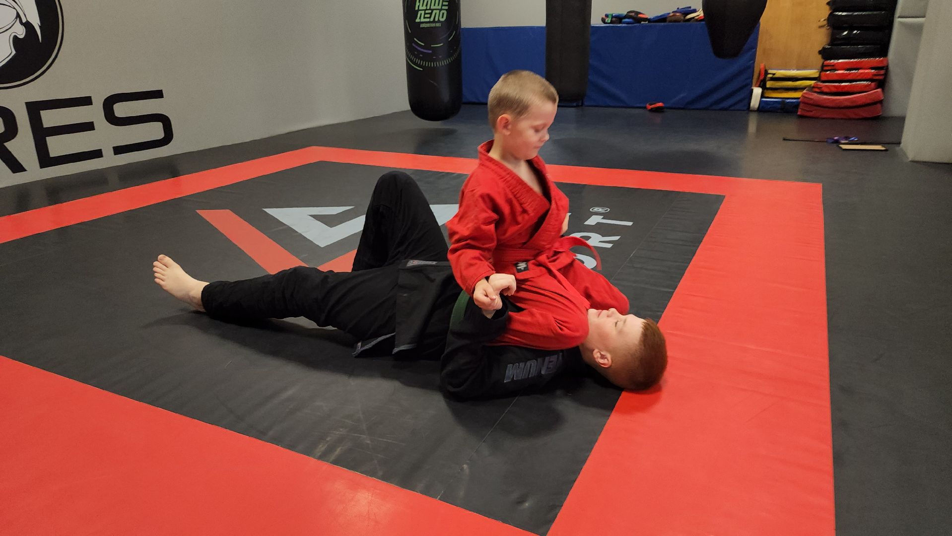 универсальный бой, спортивная секция, секция по универсальному бою, старая купавна, богородский городской округ,