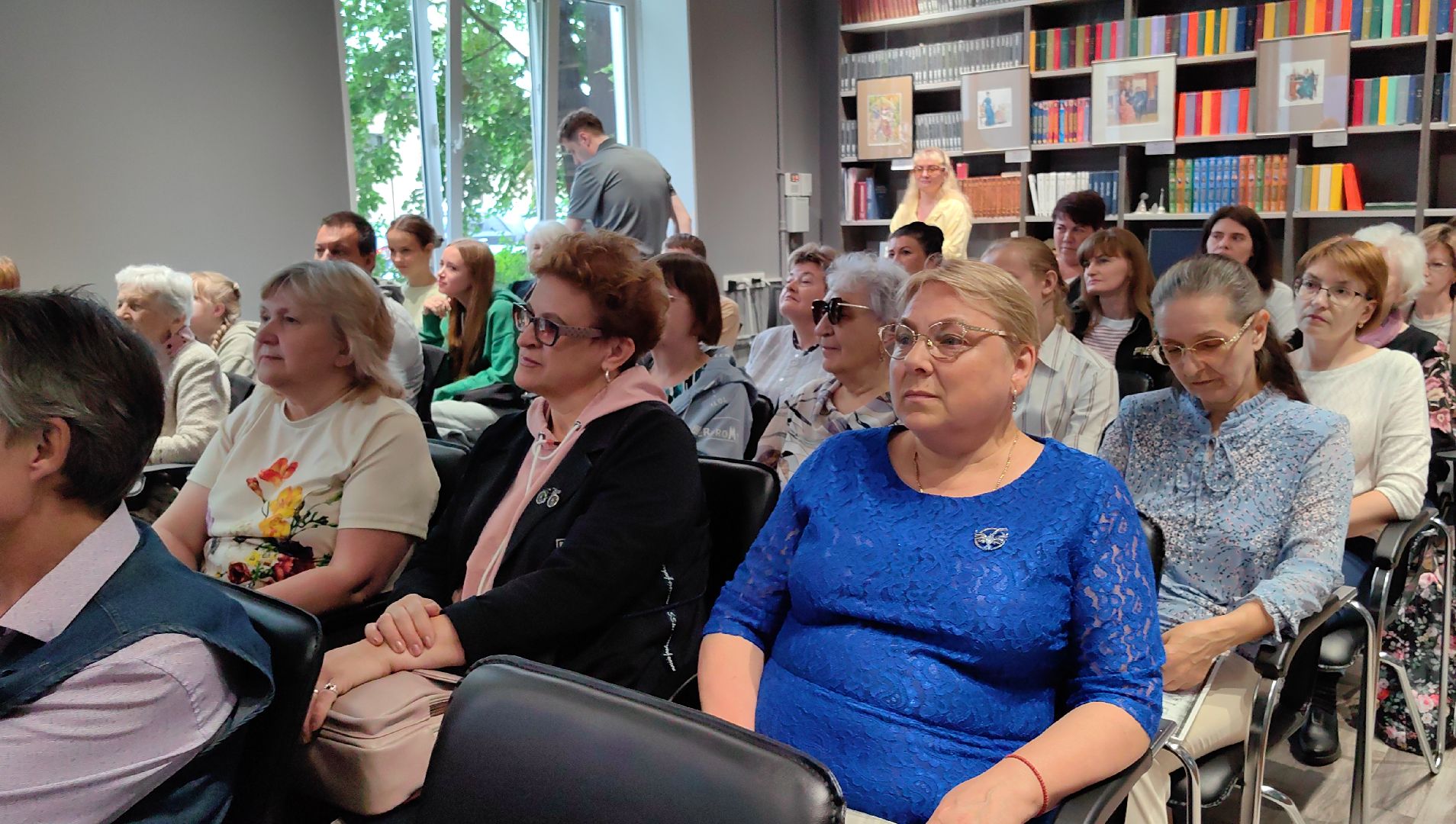 автор, художник, картины, иллюстрации, книги, литература,