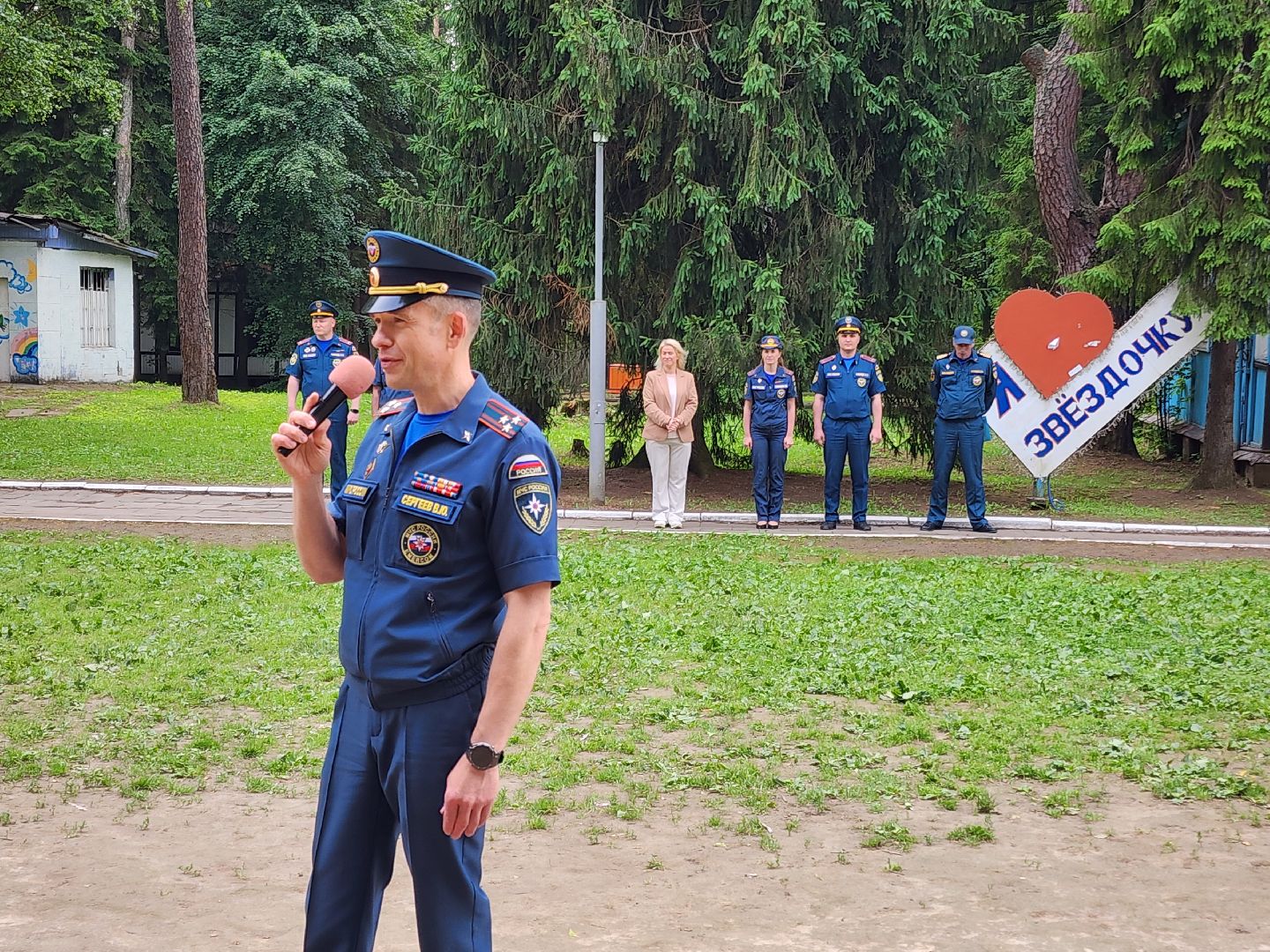 чехов, детский лагерь звездочка, день безопасности, правила поведения на воде, пожарная безопасность, мчс, гимс,   вдпо,  чеховспас, профилактика, брошюры и памятки, урок безопасности, викторины, интерактив, демонстрация пожарной техники, оборудование и снаряжение, мороженое,