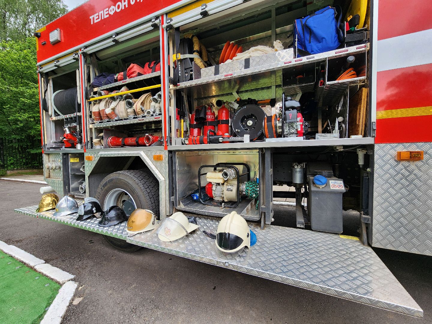 чехов, детский лагерь звездочка, день безопасности, правила поведения на воде, пожарная безопасность, мчс, гимс,   вдпо,  чеховспас, профилактика, брошюры и памятки, урок безопасности, викторины, интерактив, демонстрация пожарной техники, оборудование и снаряжение, мороженое,