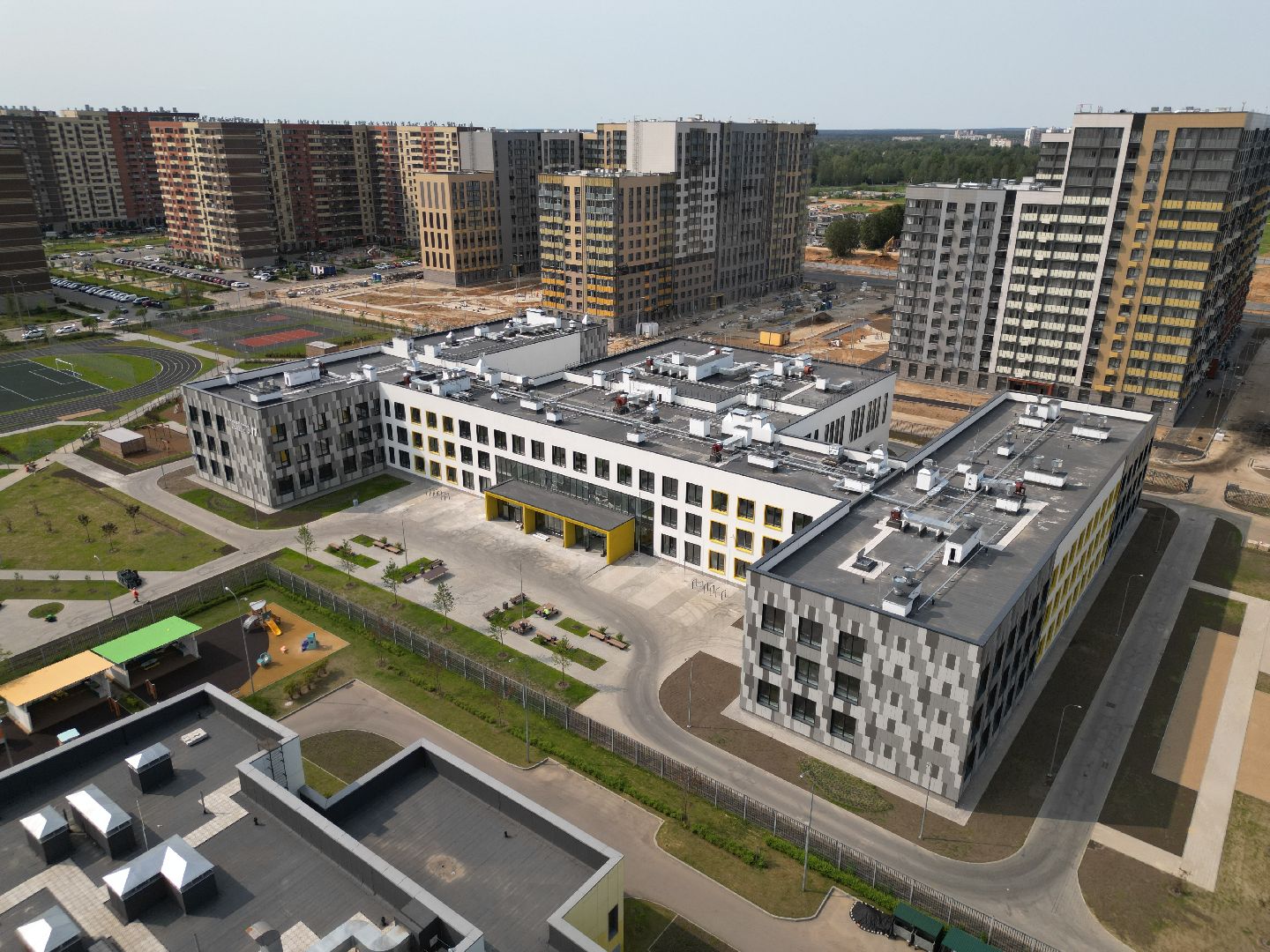 видео с коптера, новая школа в пушкино, жк новое пушкино,