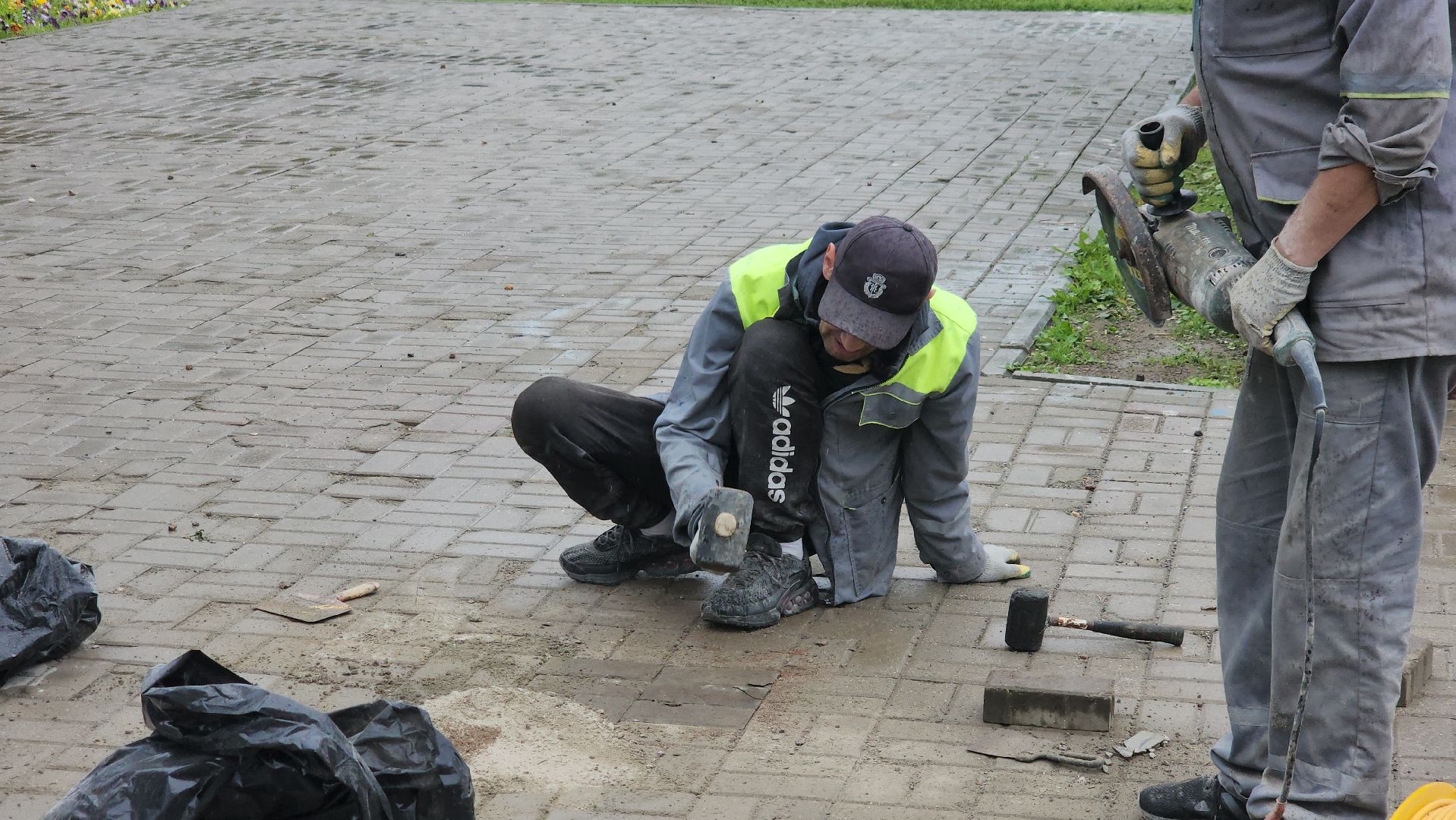 Замена плитки, щёлково, ремонт дорожки,
