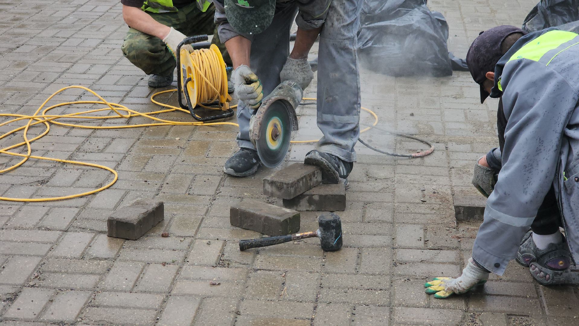 Замена плитки, щёлково, ремонт дорожки,