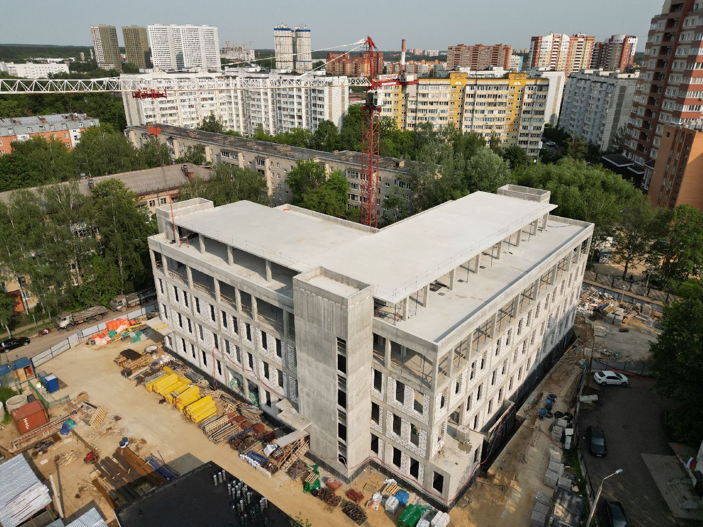 видео с коптера, детская поликлиника в пушкино, медицина в пушкино,